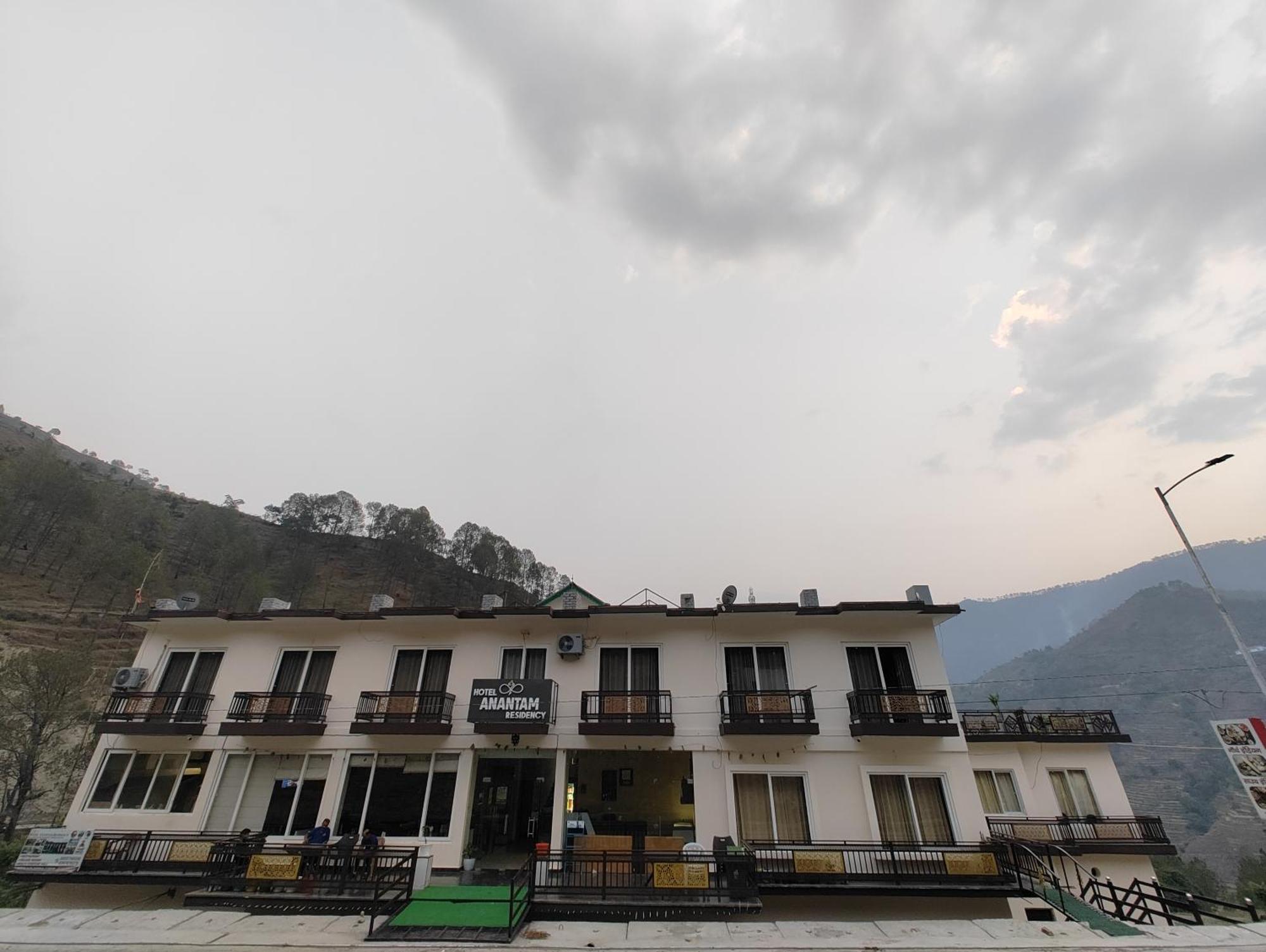 Hotel Anantam Residency Uttarkāshi Exterior foto